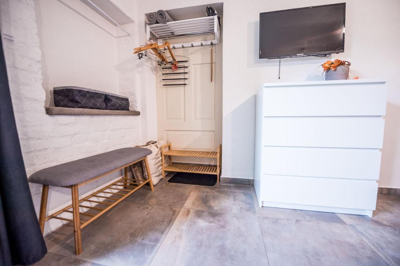 Apartman Ve Dvore Ratiskovice Ngoại thất bức ảnh