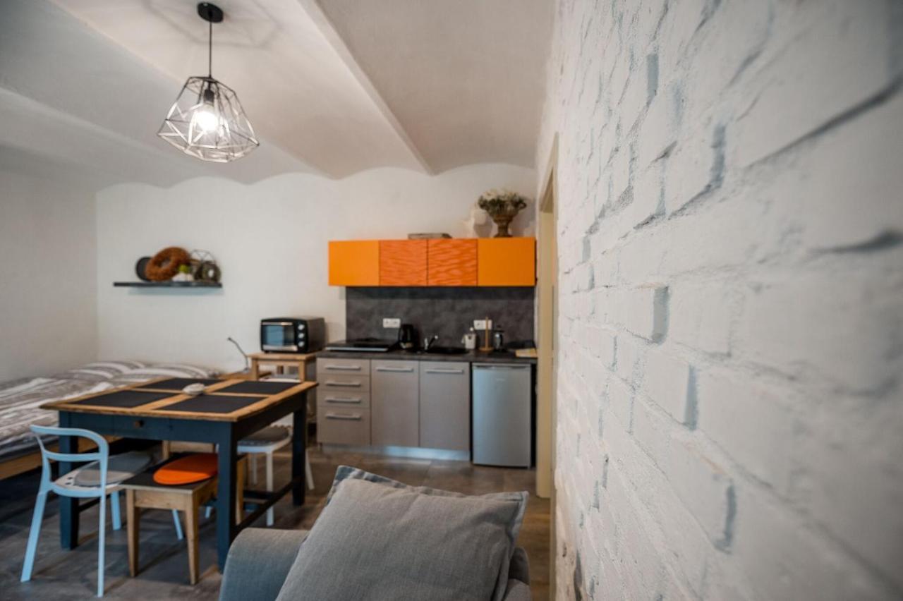Apartman Ve Dvore Ratiskovice Ngoại thất bức ảnh
