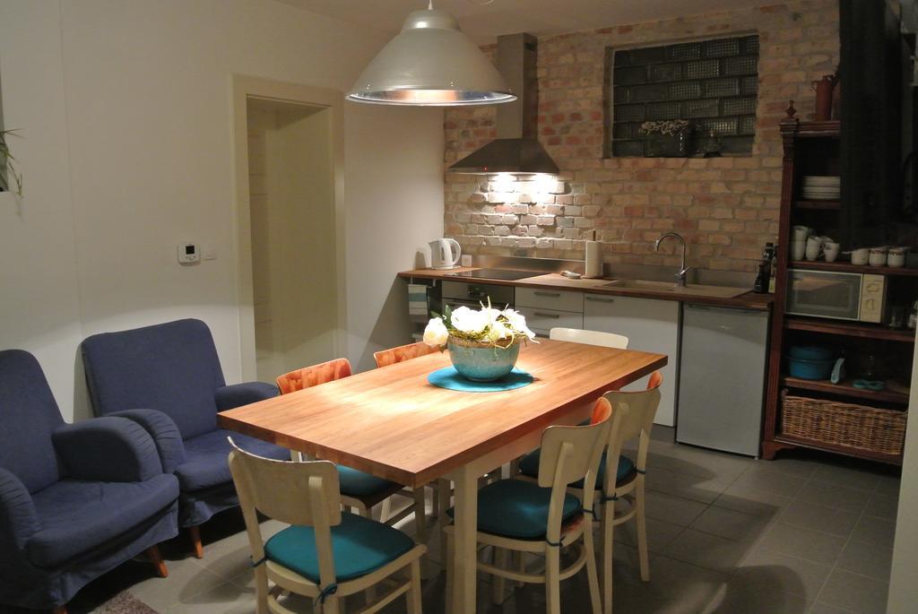 Apartman Ve Dvore Ratiskovice Phòng bức ảnh